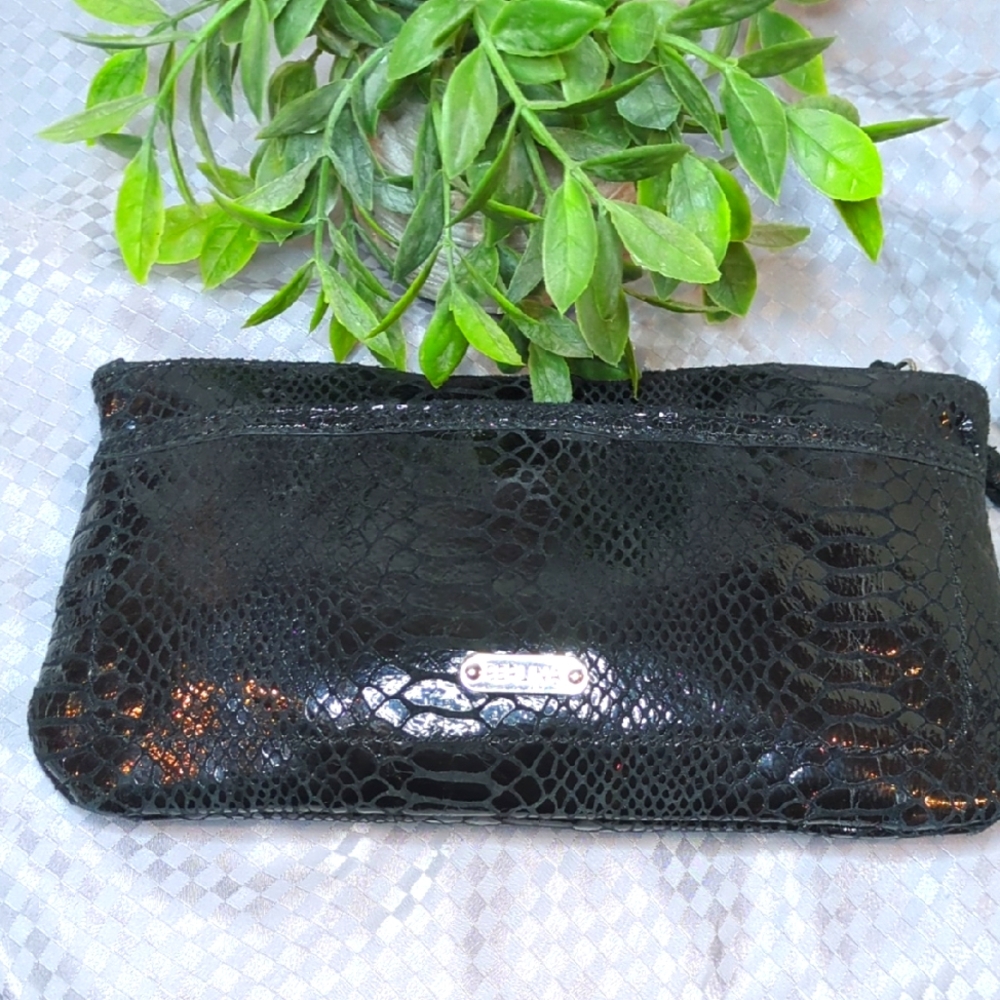 Perlina Leather clutch EUC